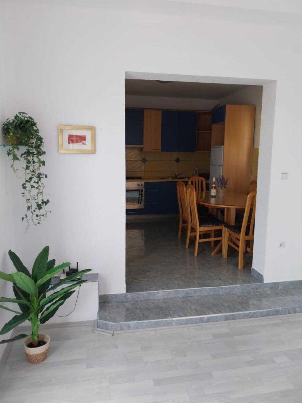 Apartments Josip Baška Voda Exterior foto